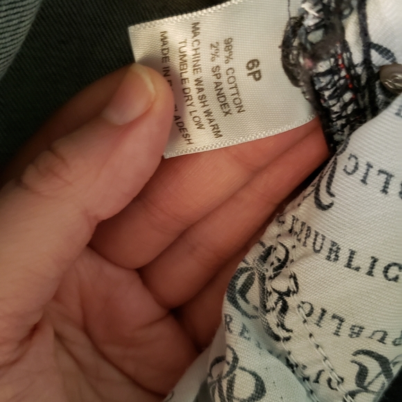 Blue jeans - Picture 2 of 2